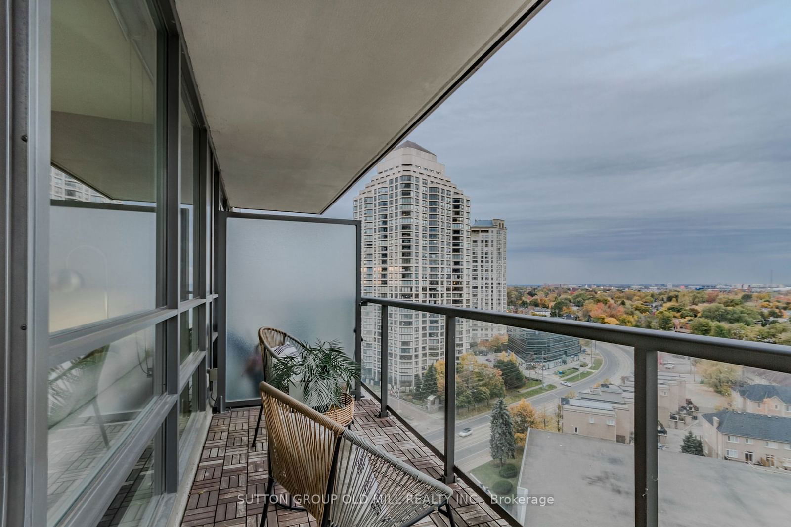 2240 Lake Shore Blvd W, unit 1403 for sale