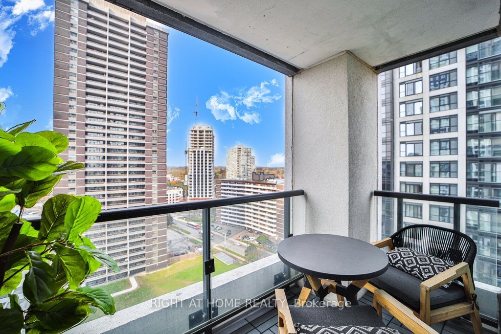 7 Mabelle Ave, unit 1404 for sale