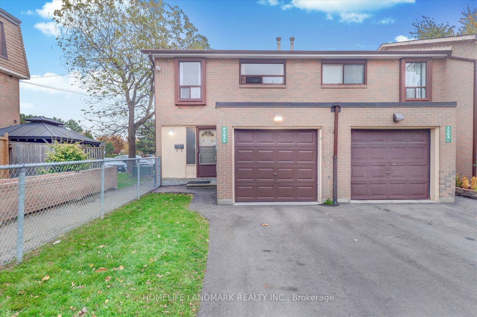 Fleetwood Crescent Townhomes, Brampton, Toronto