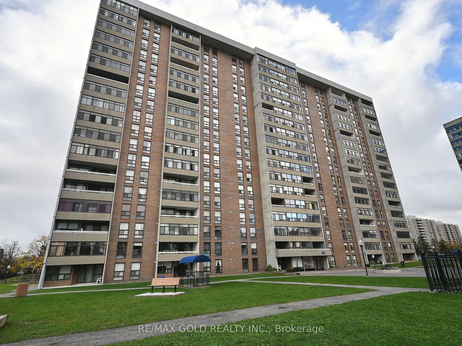 25 Kensington Rd N, unit 1911 for sale