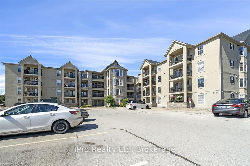 1451 WALKER'S Line, unit 314 for sale