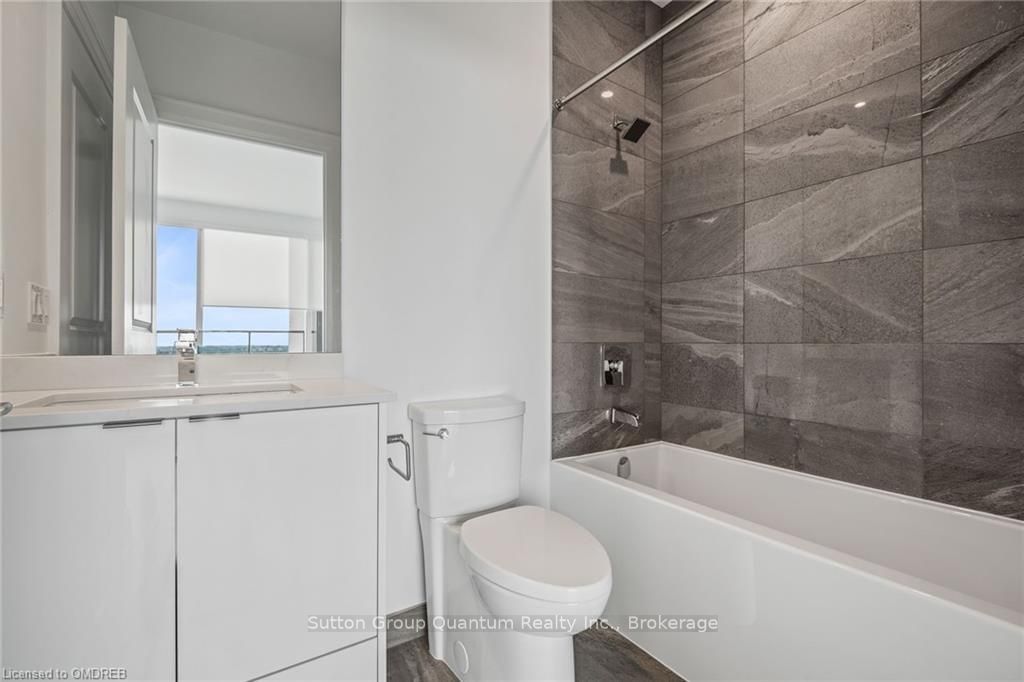 1926 LAKE SHORE Blvd W, unit PH01 for sale