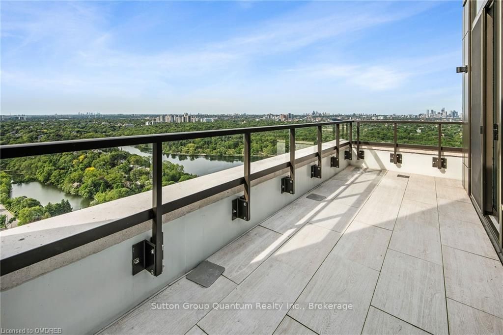 1926 LAKE SHORE Blvd W, unit PH01 for sale