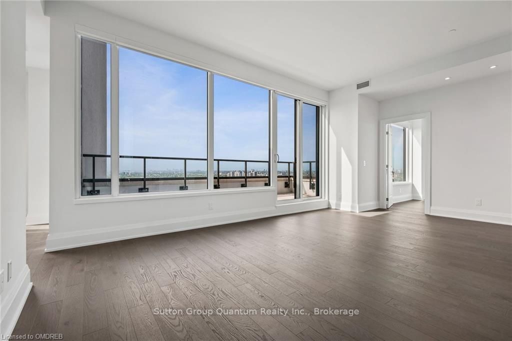 1926 LAKE SHORE Blvd W, unit PH01 for sale