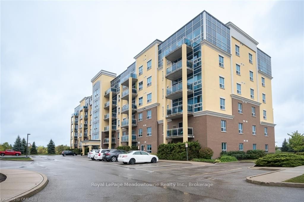 1421 COSTIGAN Rd, unit 501 for sale