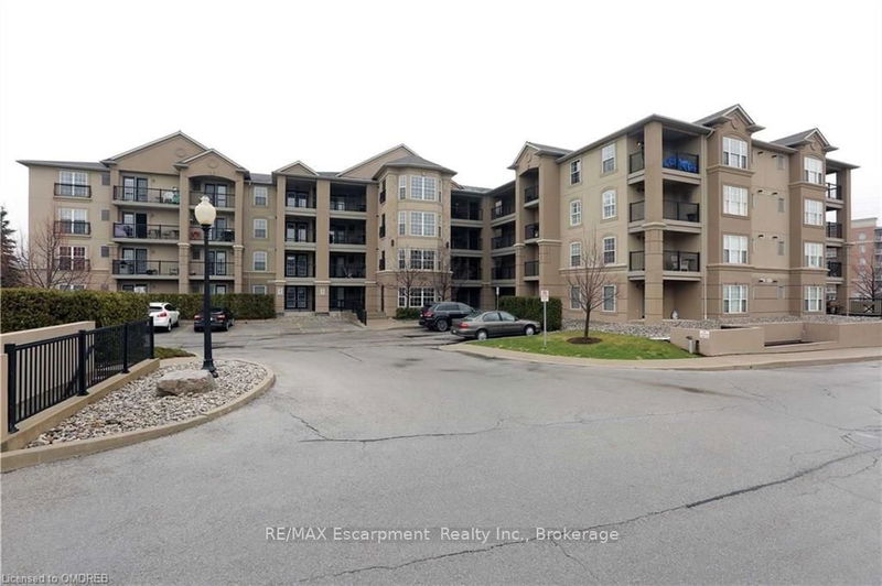 2055 APPLEBY Line, unit 401 for rent