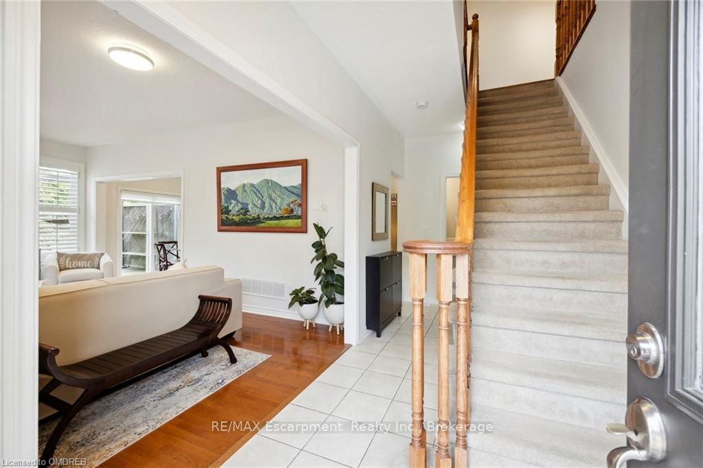 300 RAVINEVIEW Way, unit 44 for rent