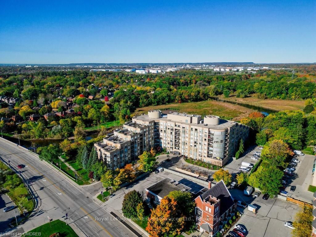 Bronte Harbour Club Condos, Oakville, Toronto