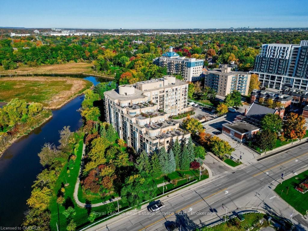 Bronte Harbour Club Condos, Oakville, Toronto