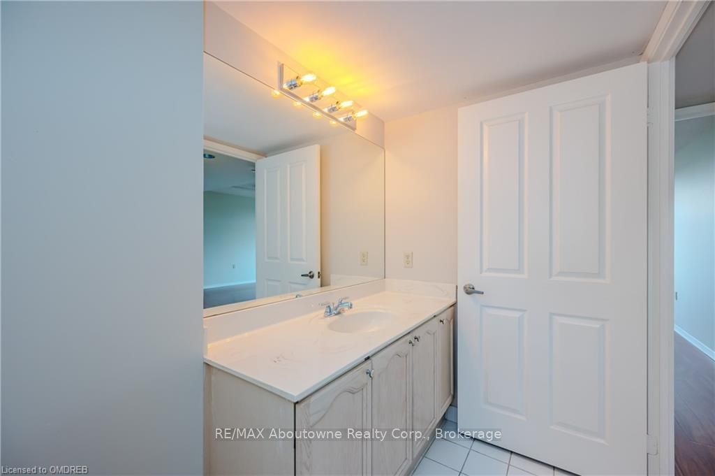 2199 SIXTH Line, unit 310 for sale