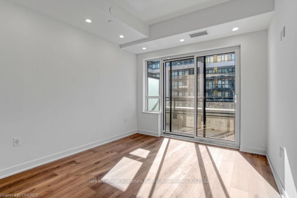 395 DUNDAS St W, unit 620 for rent