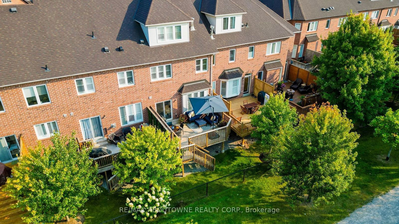 300 Ravineview Way Townhomes, Oakville, Toronto