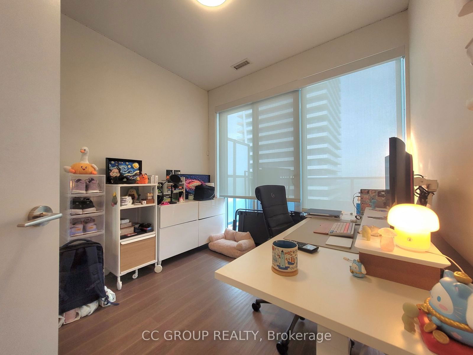 20 Shore Breeze Dr, unit LPH03B for rent