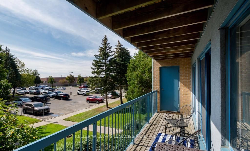 95 Trailwood Dr, unit 922 for rent