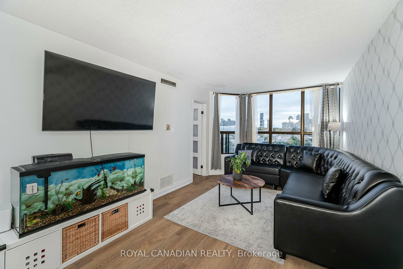 25 Agnes St, unit 1102 for sale