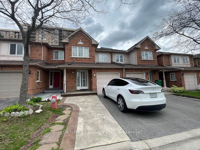 10 Cherrytree Drive Townhouses, Brampton, Toronto