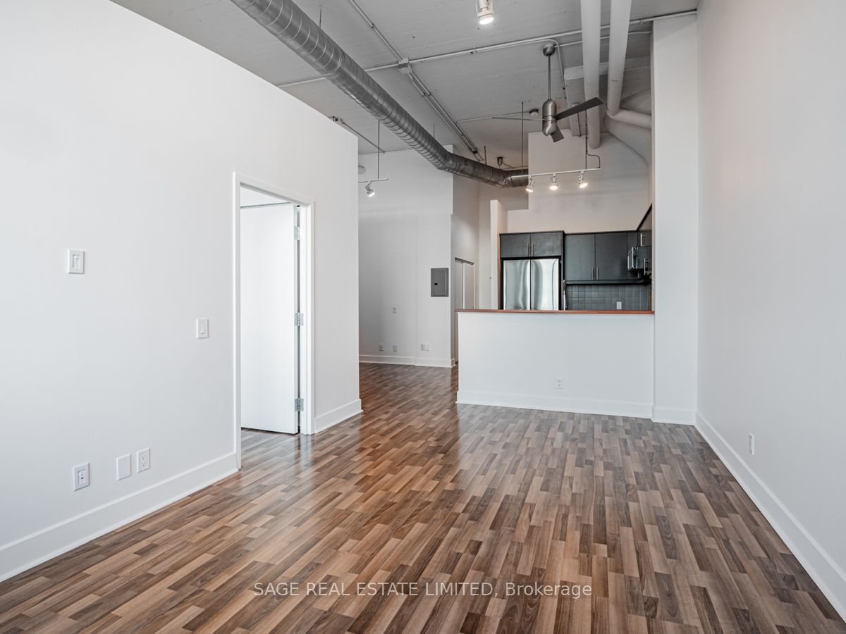 1001 Roselawn Ave, unit 324 for rent