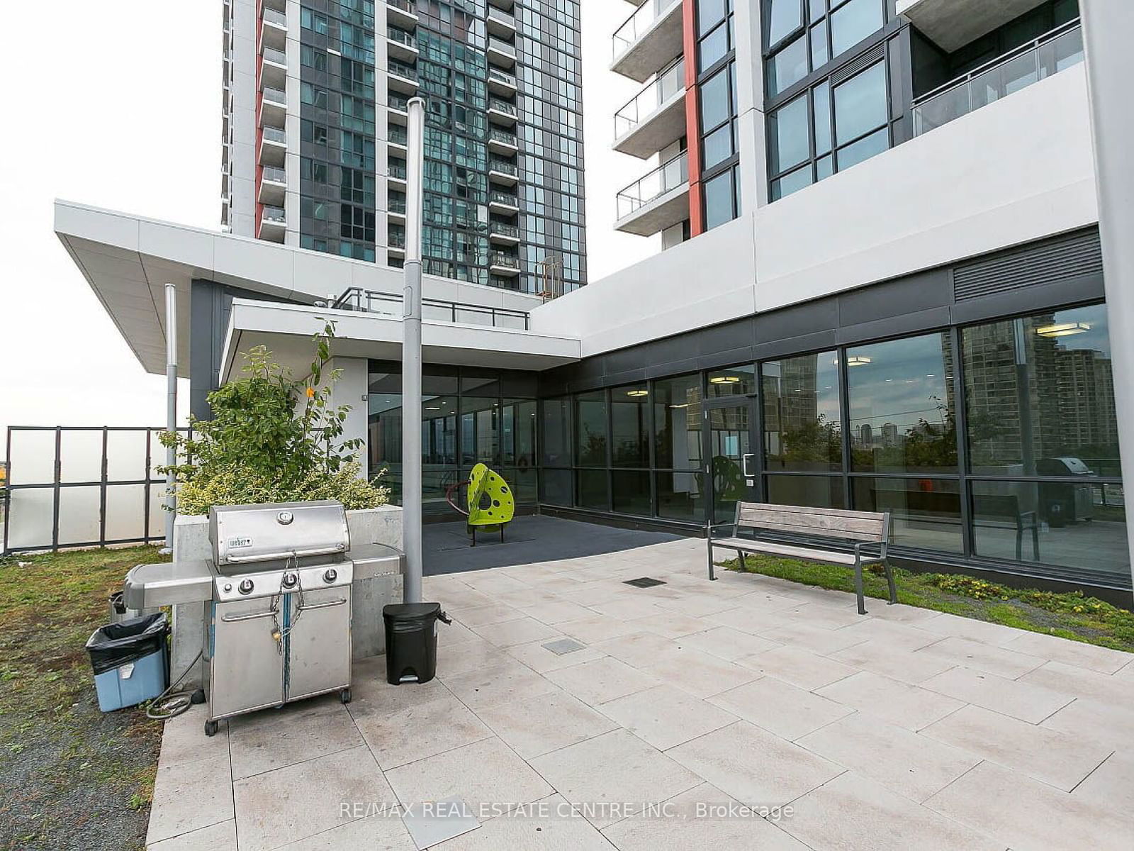 75 Eglinton Ave W, unit 2502 for rent