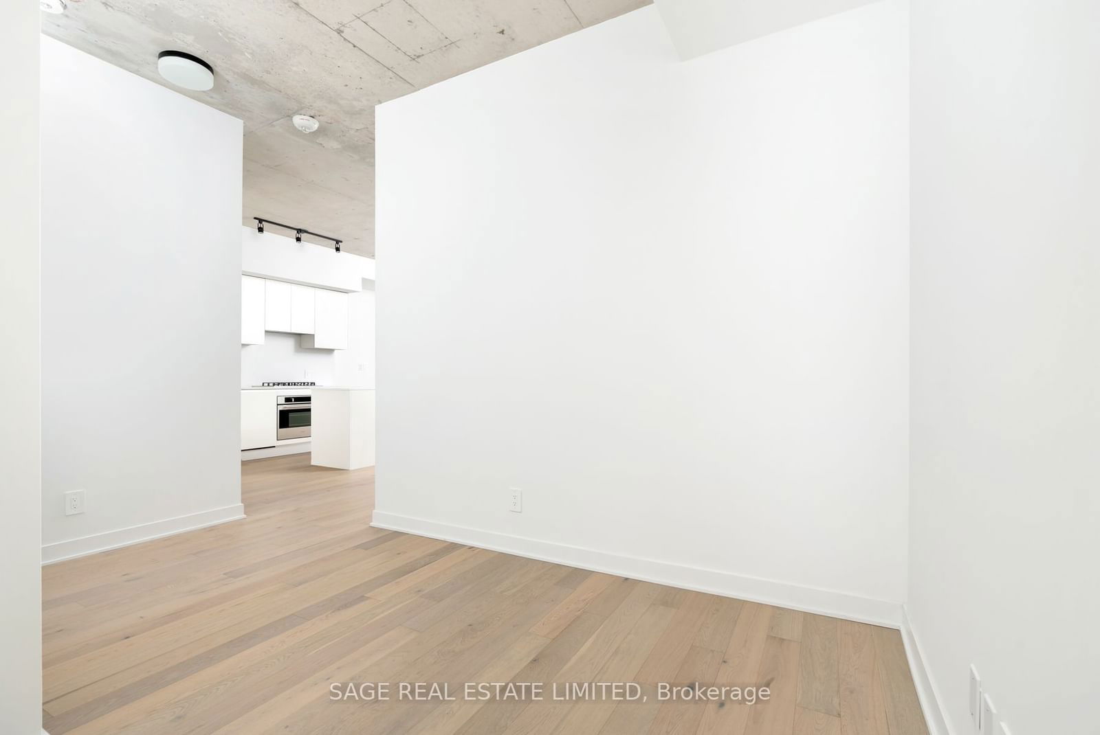 2720 Dundas St W, unit 219 for rent