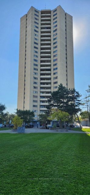 330 Dixon Rd, unit 2705 for sale