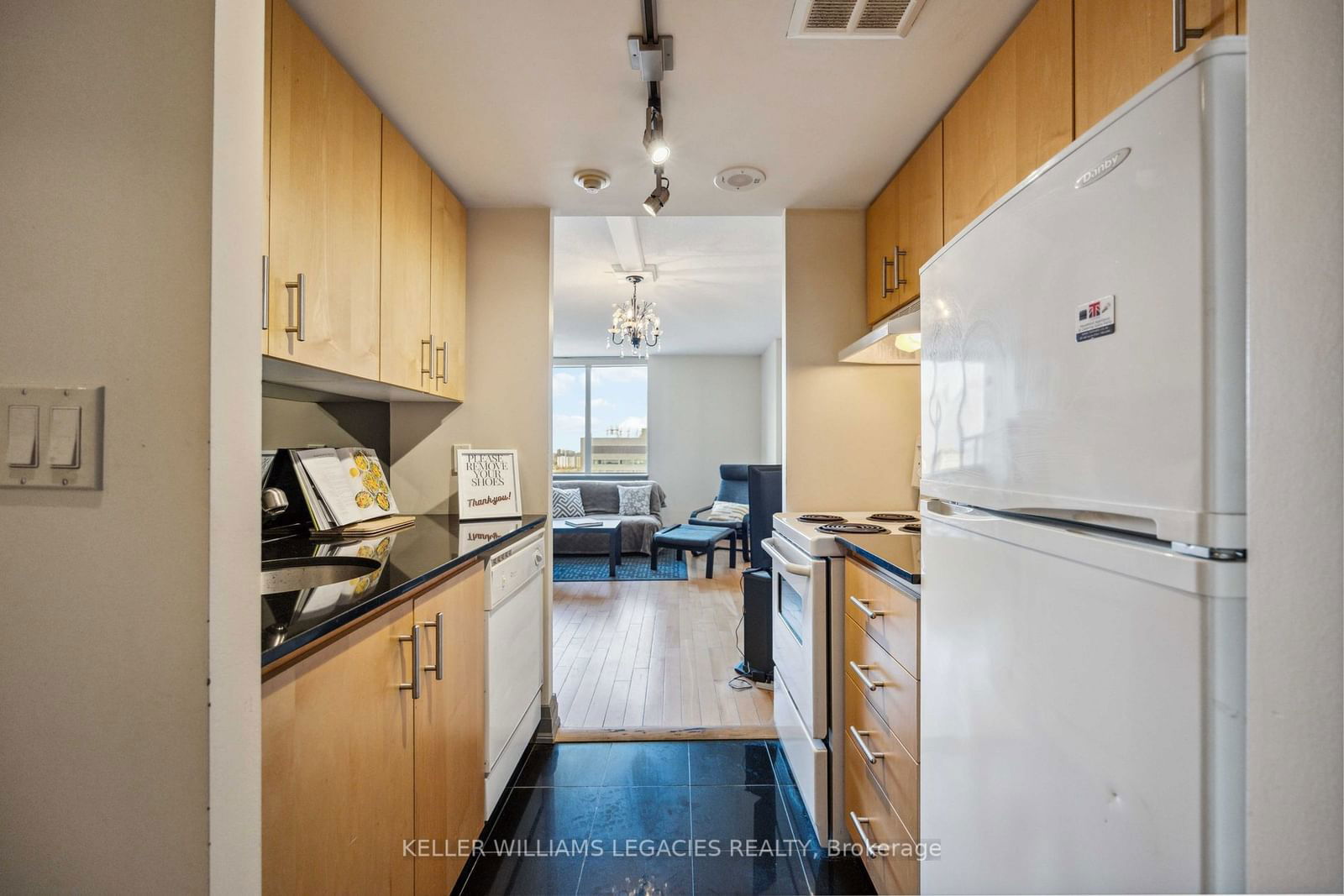 2737 Keele St, unit 821 for sale