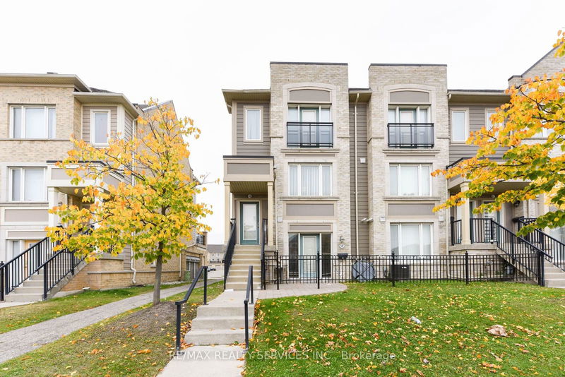 60 Fairwood Circ, unit 60 for sale