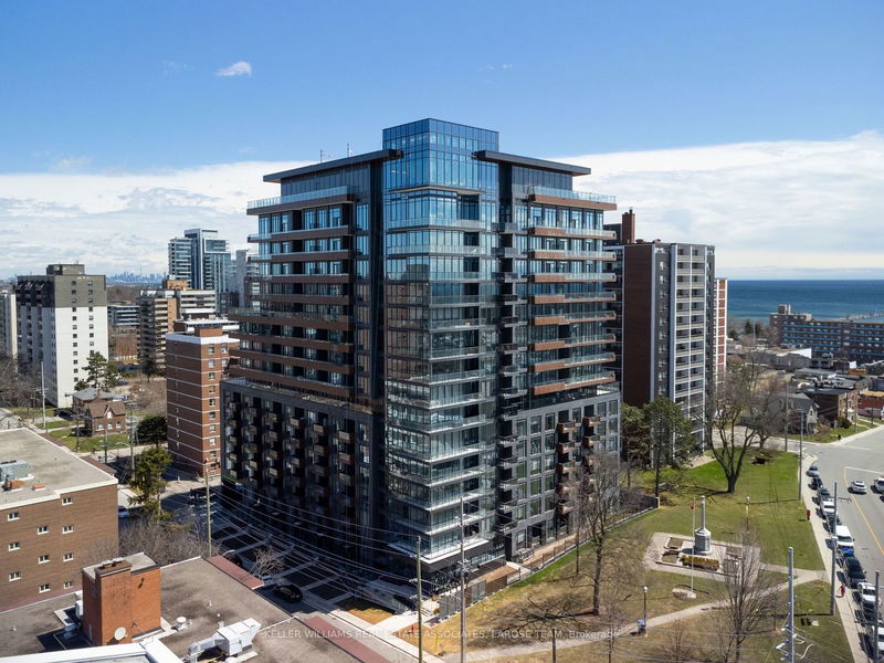 21 Park St E, unit 305 for sale