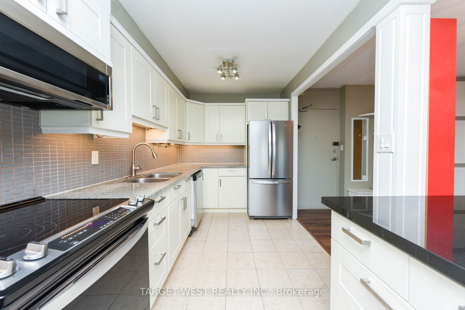 240 Scarlett Rd, unit 1304 for sale