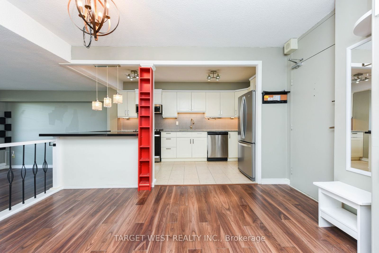 240 Scarlett Rd, unit 1304 for sale