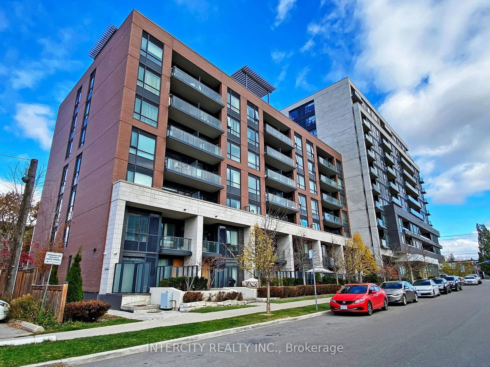 2800 Keele St, unit 321 for sale