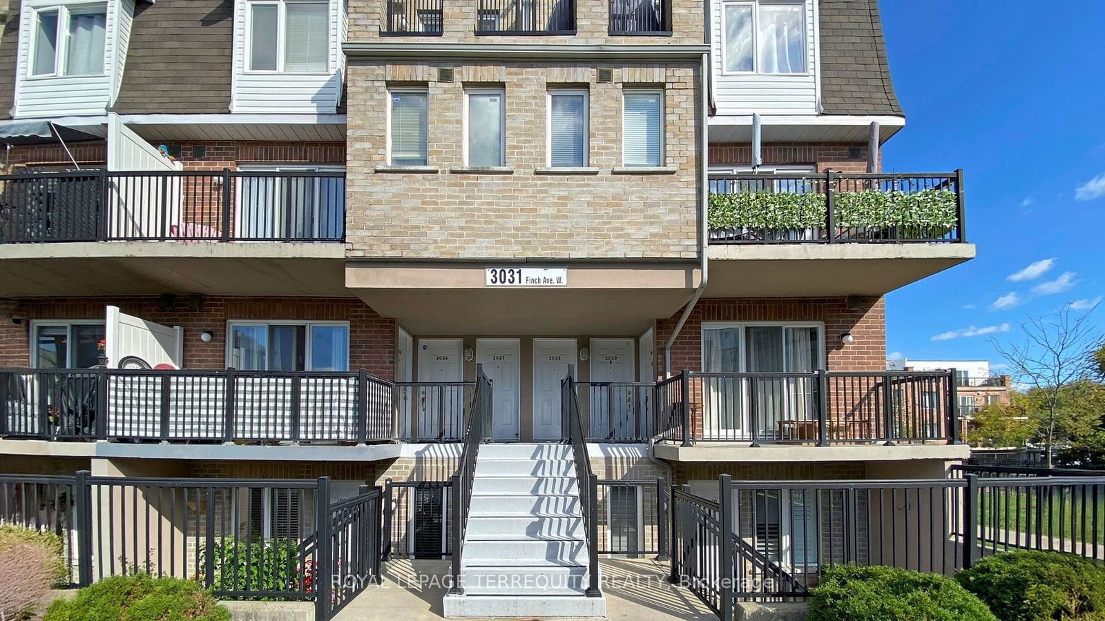 3031 Finch Ave W, unit 2027 for sale