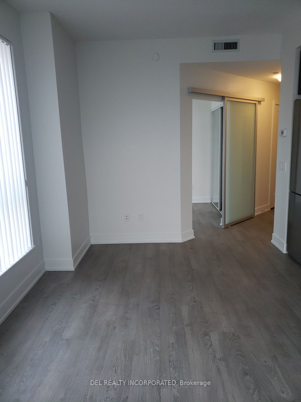 7 Mabelle Ave, unit 3104 for rent