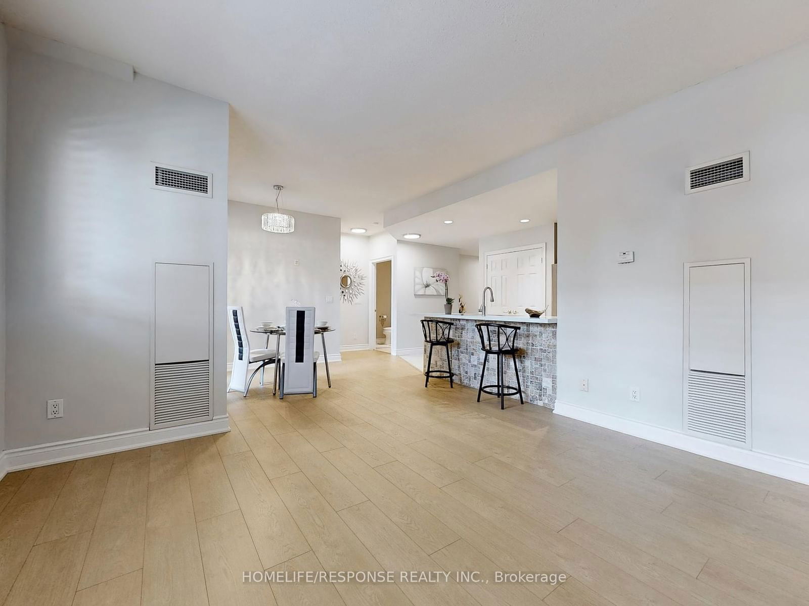 399 ELIZABETH St, unit 308 for rent