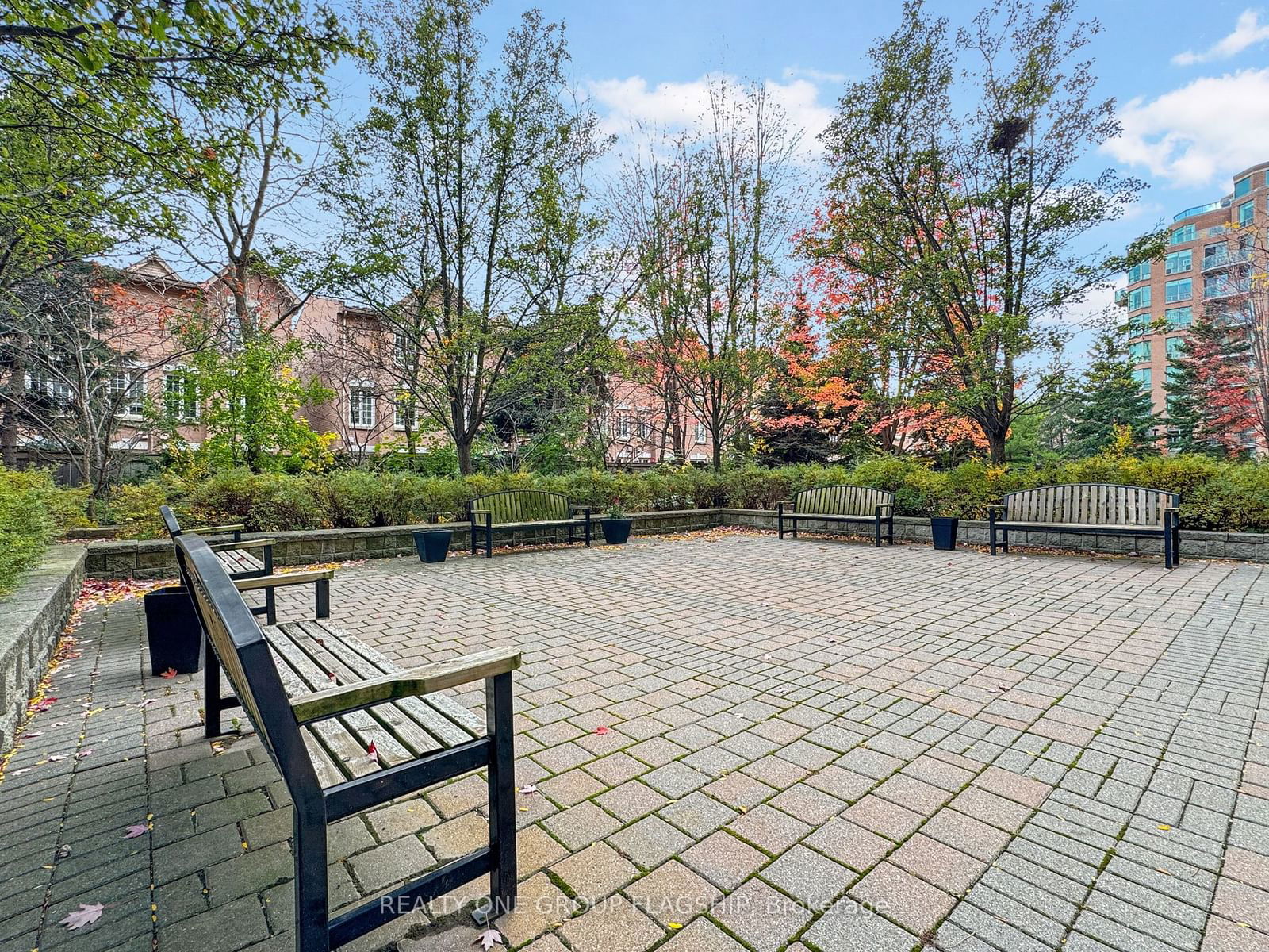 Mystic Pointe - Skylofts II, Etobicoke, Toronto