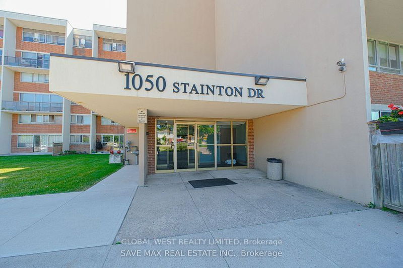 1050 Stainton Dr, unit 124 for sale