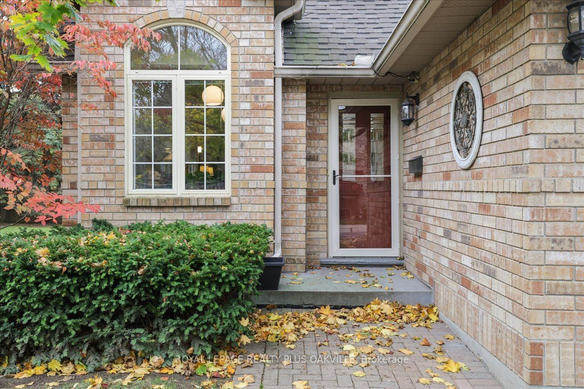 Sterling Walk Townhomes, Burlington, Toronto