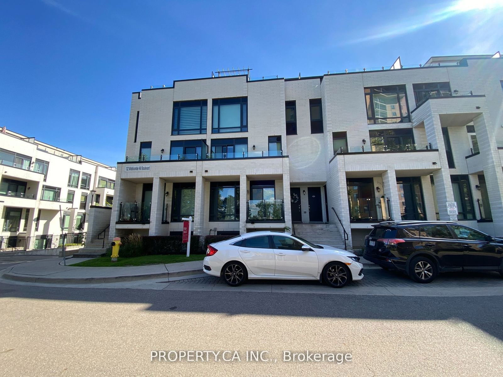 132 Widdicombe Hill Blvd, unit 306 for rent