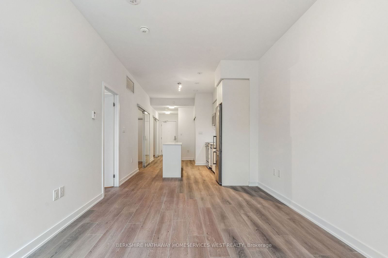 2433 Dufferin St, unit 303 for rent