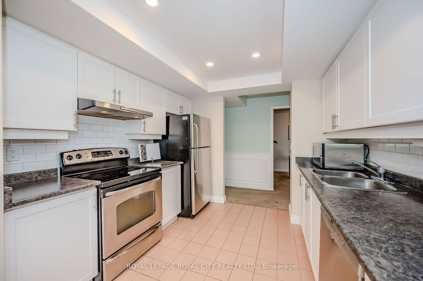 55 Kingsbridge Garden Circ, unit 406 for sale