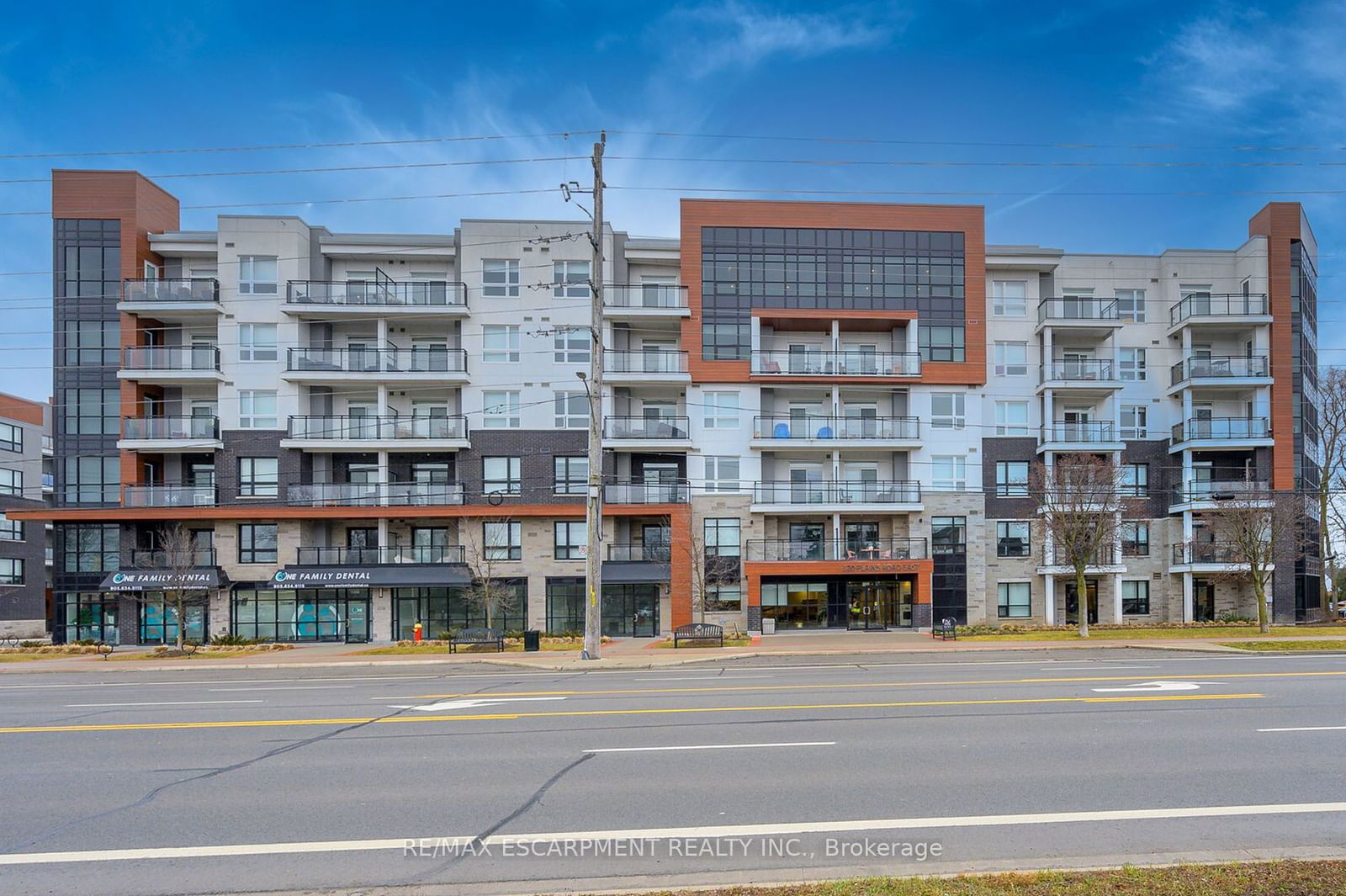 320 Plains Rd E, unit 220 for sale