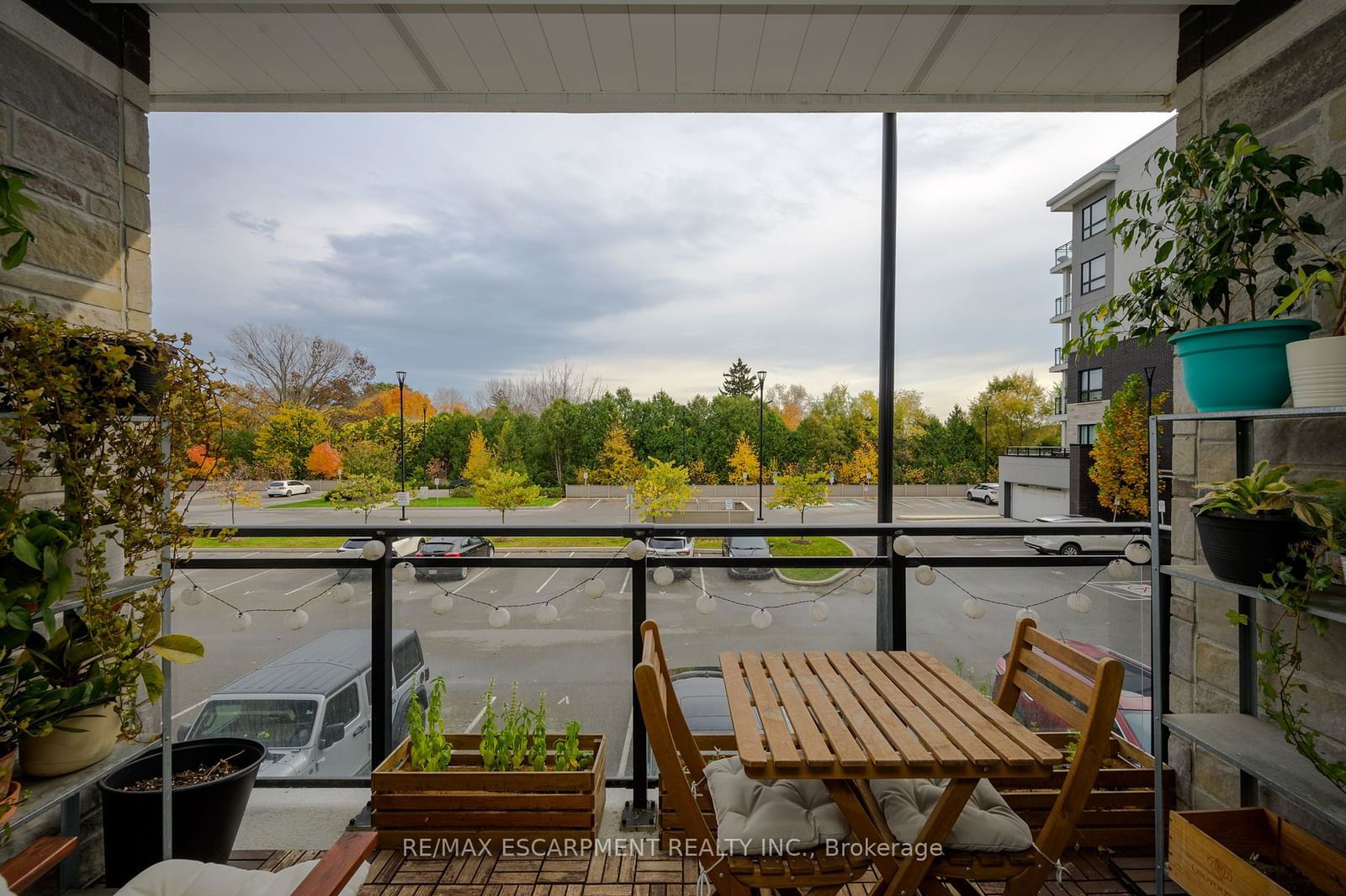 320 Plains Rd E, unit 220 for sale