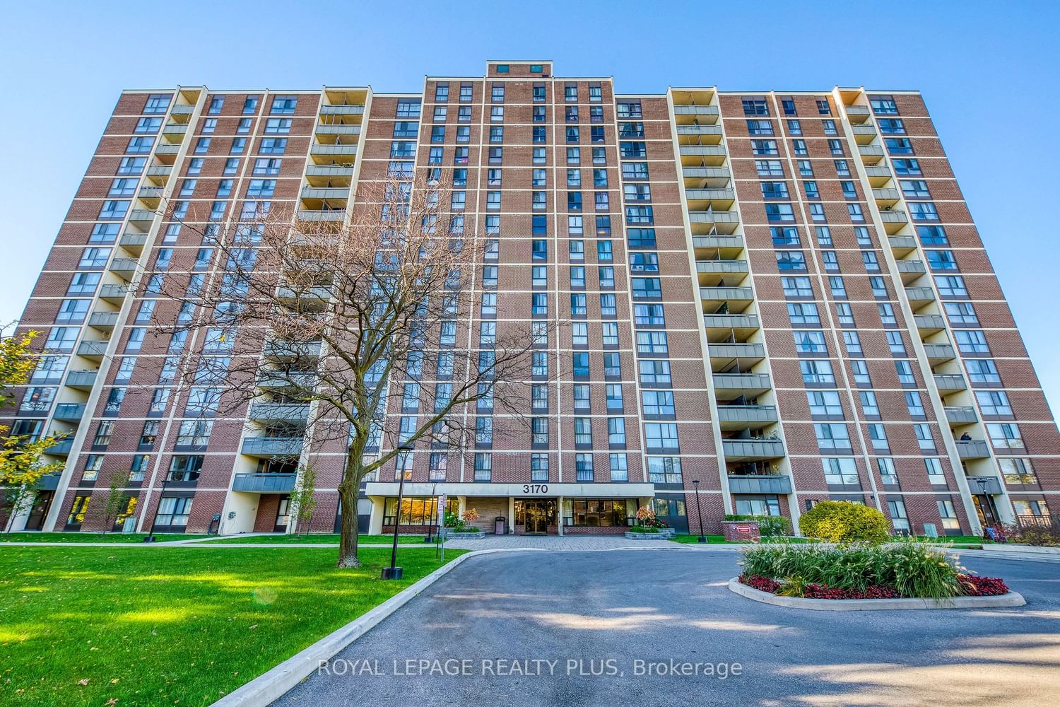 3170 Kirwin Ave, unit 1403 for sale