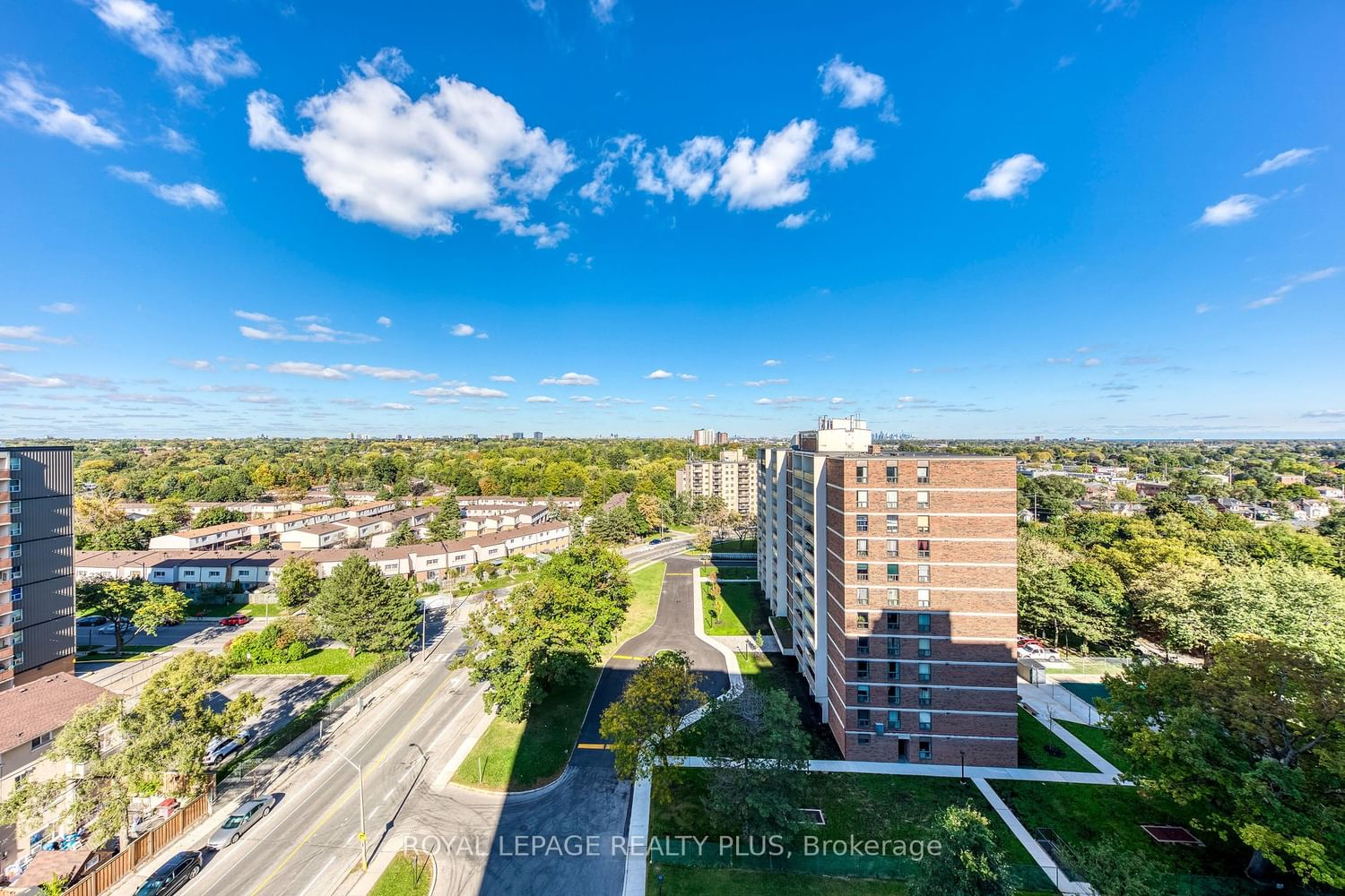 3170 Kirwin Ave, unit 1403 for sale