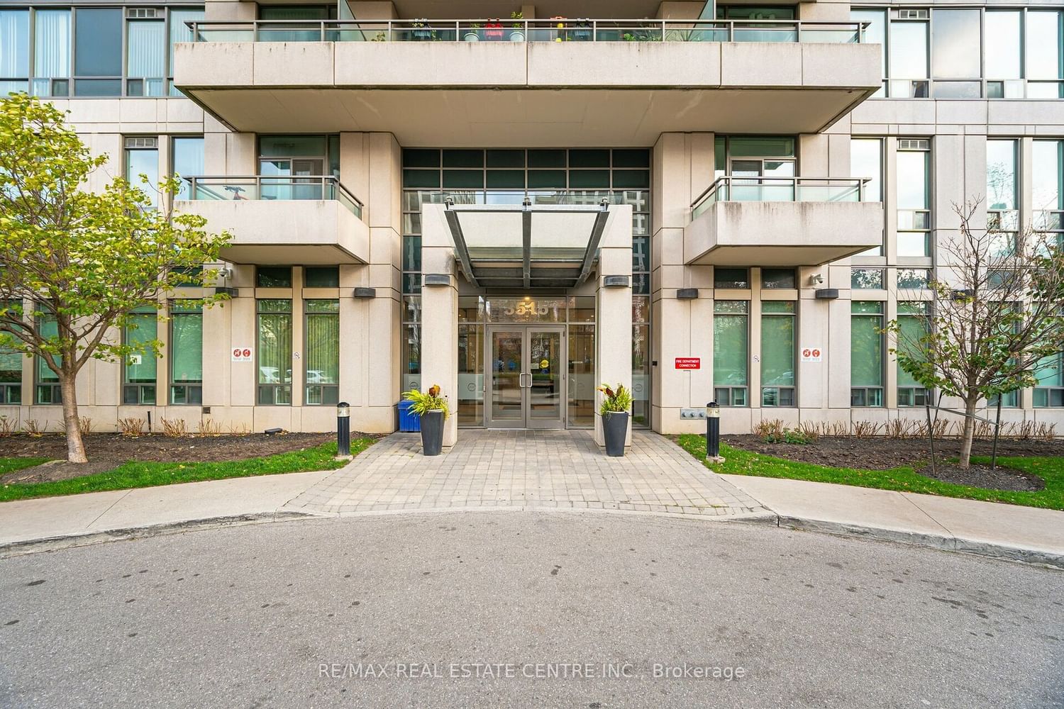 3515 Kariya Dr, unit 208 for sale