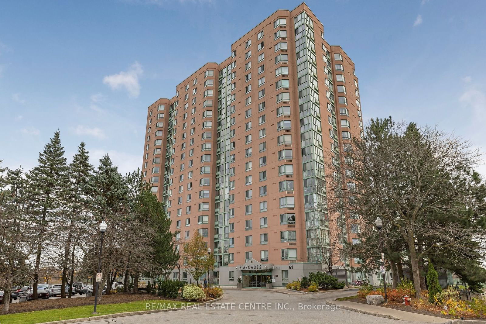 61 Markbrook Lane, unit 509 for sale