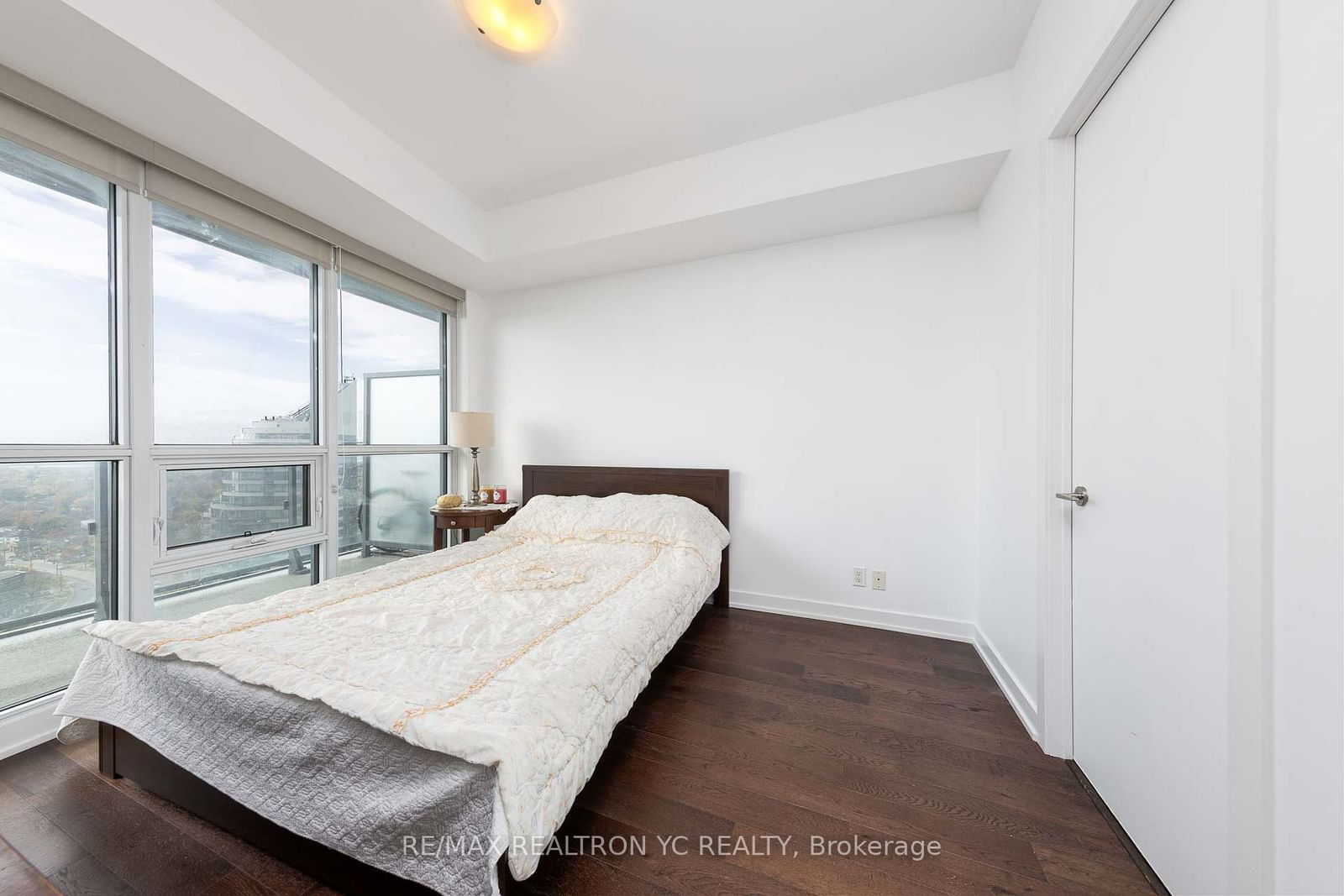 2212 Lake Shore Blvd W, unit 3203 for sale