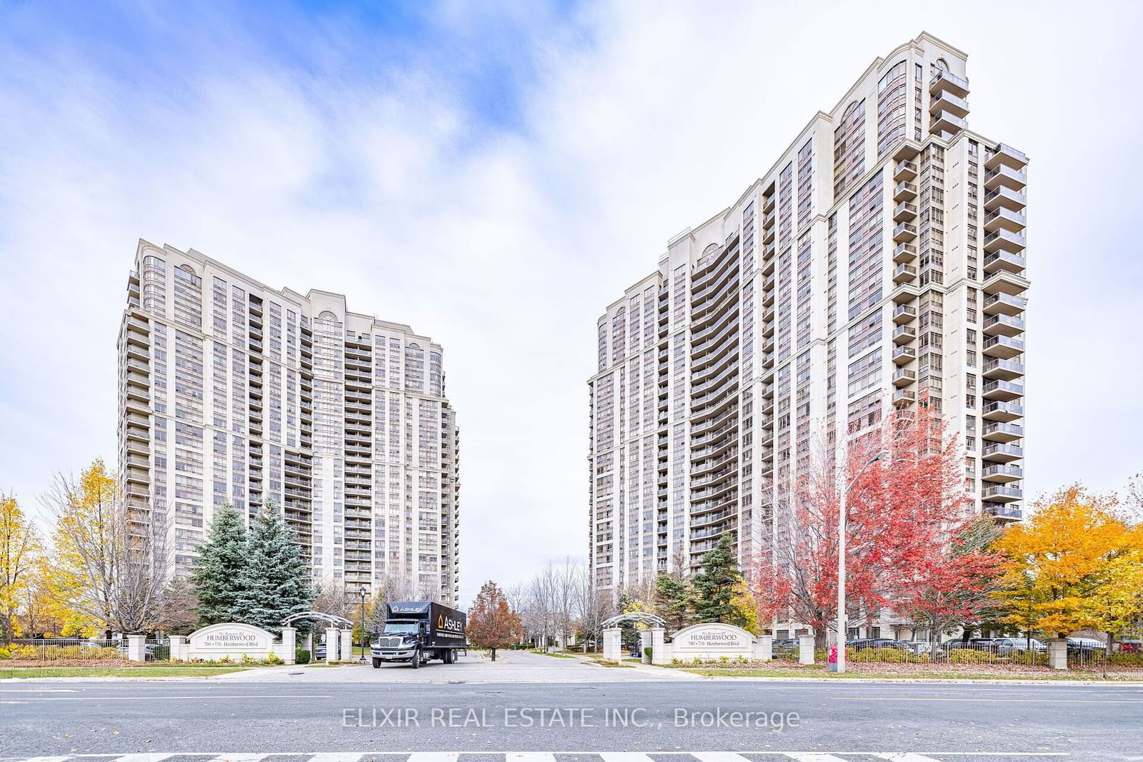 710 Humberwood Blvd, unit 906A for sale