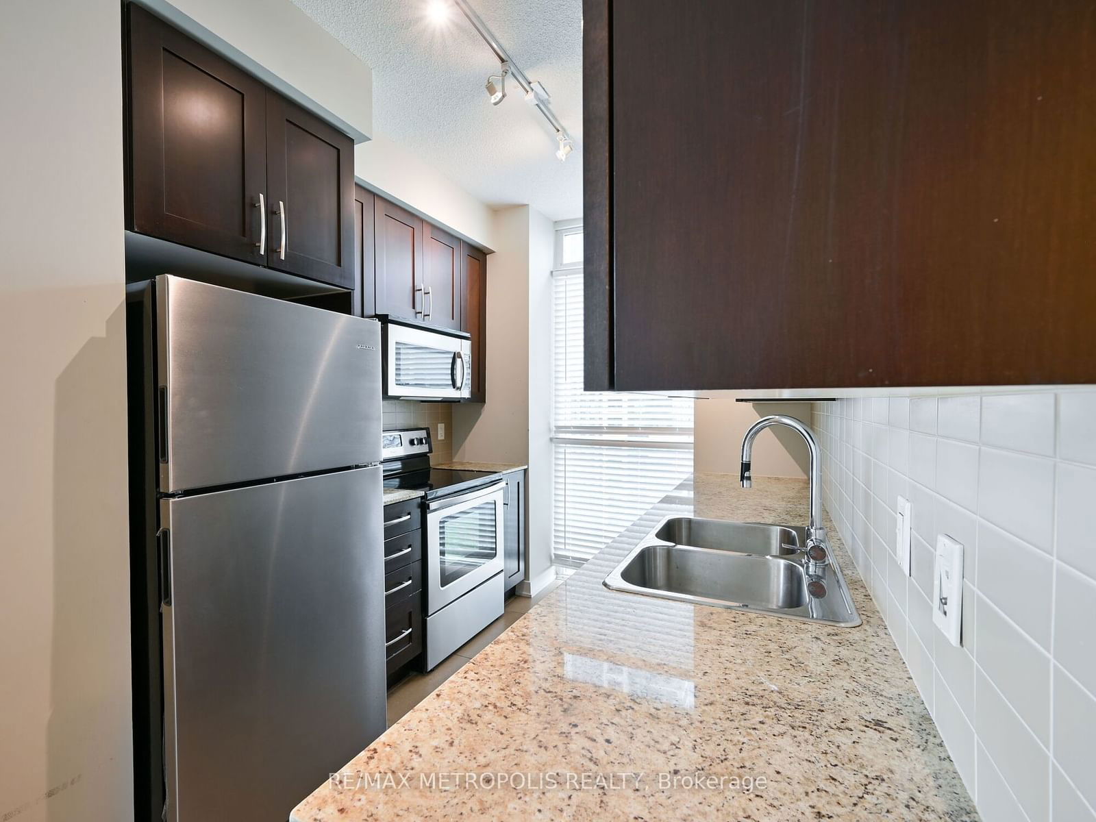 4070 Confederation Pkwy, unit 1004 for rent