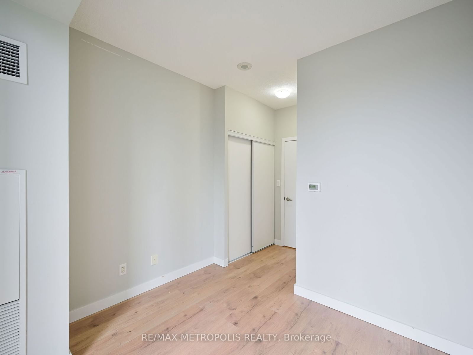 4070 Confederation Pkwy, unit 1004 for rent