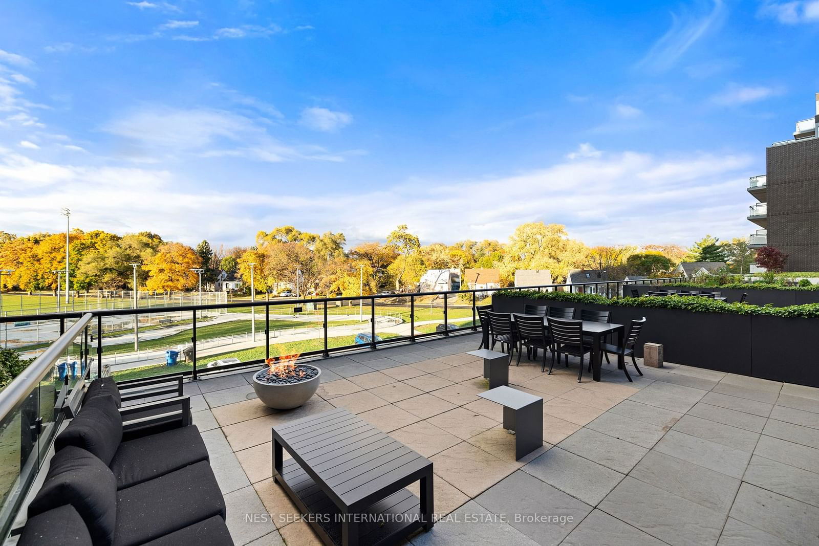 Queensway Park Condos, Etobicoke, Toronto